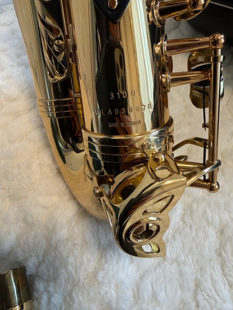 とても美品　アルトサックス アンティグア