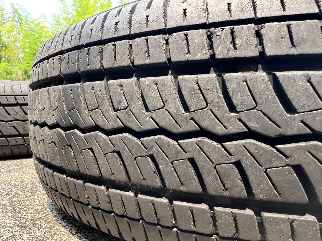 FABULOUS ファブレス 16インチ TOYO H20 215/65R16C