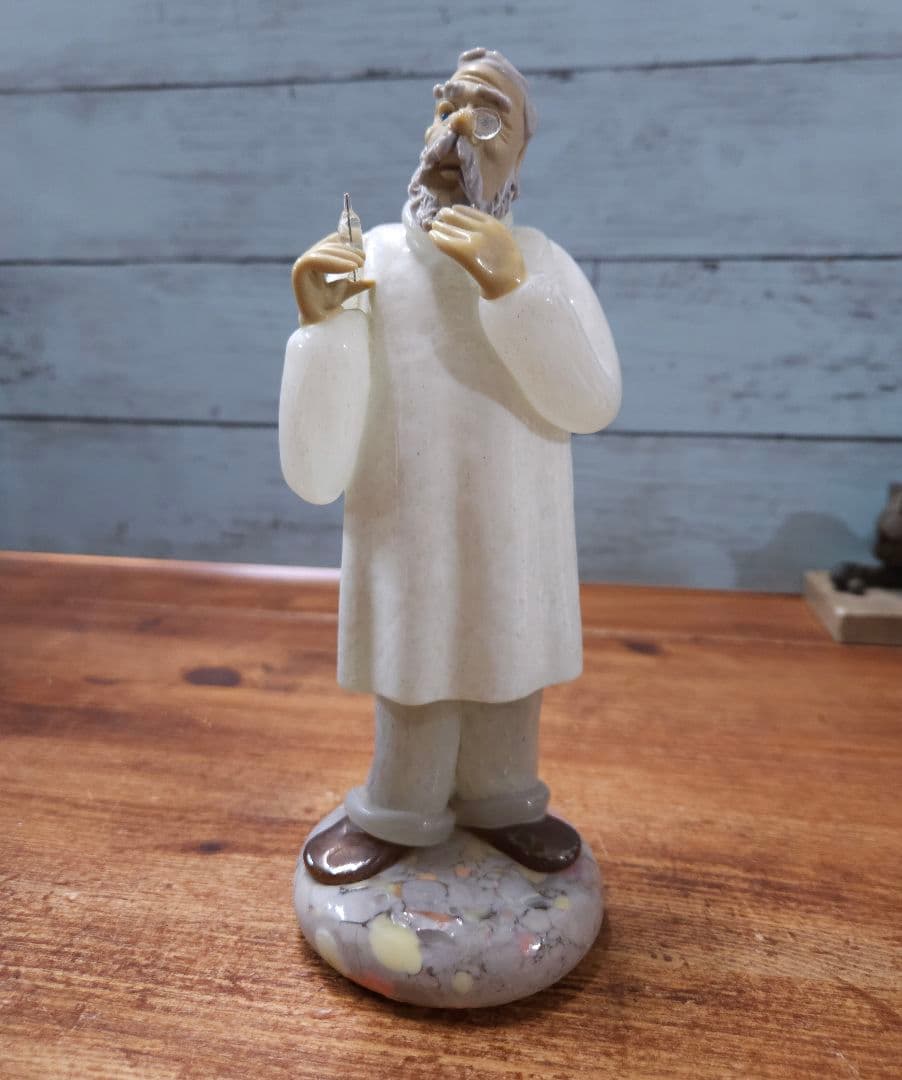 チェコヴィンテージ ボヘミアガラスの人形 ドクター 医者 フィギュリン