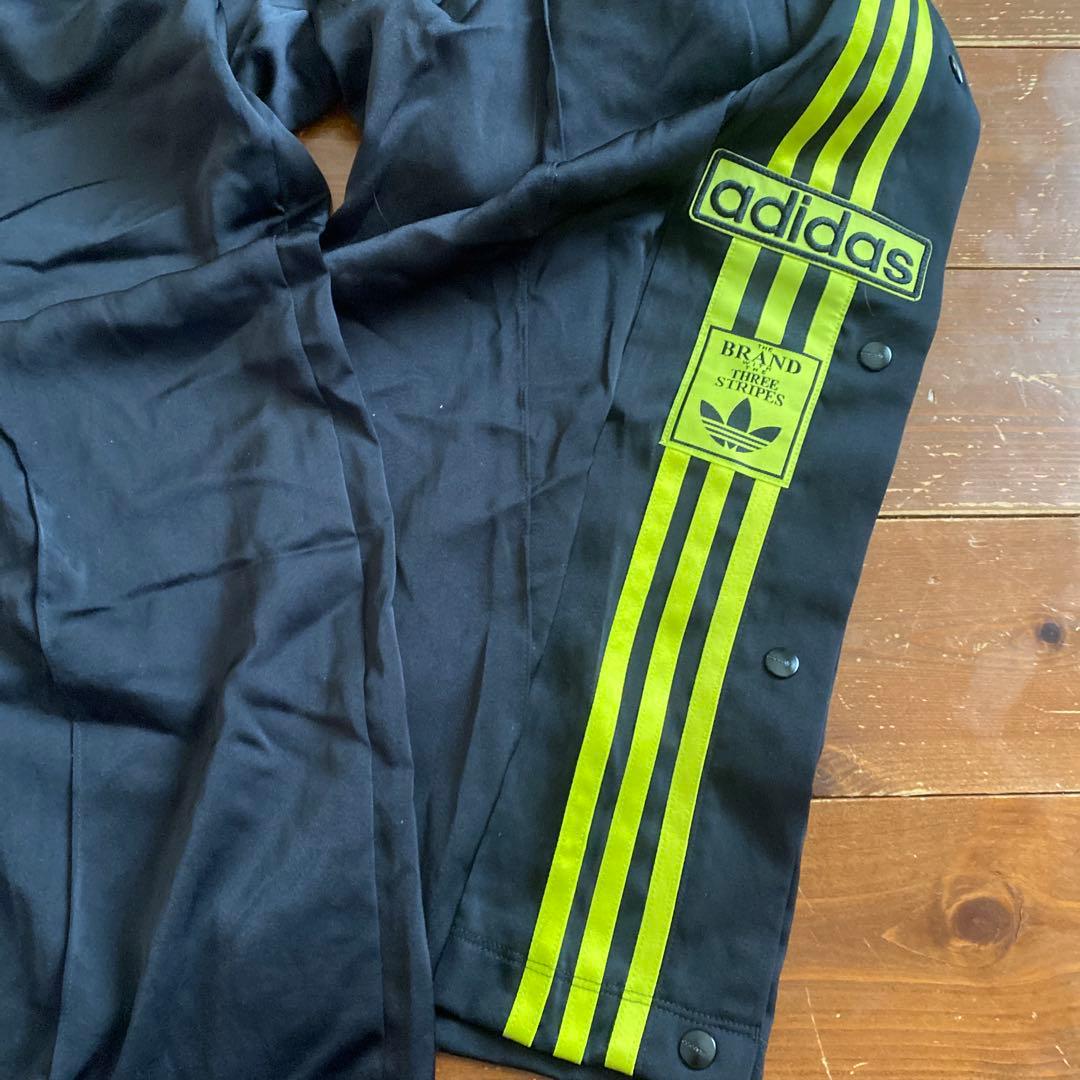 半額！新品　adidas ジャージ上下セット 上2XL 下Lブラック/ライム