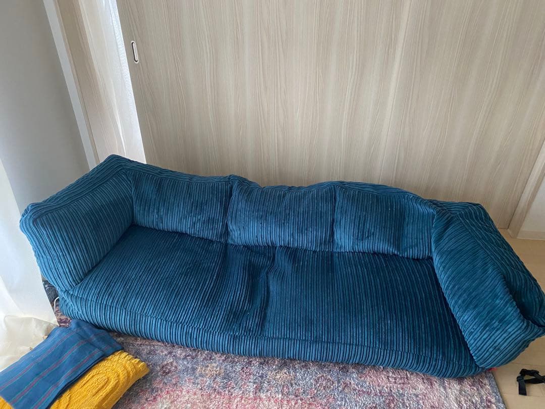 ケント loungepug 3人掛けアルバートソファビーズクッション