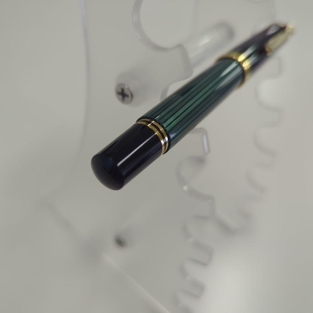 ペリカン「スーベレーン R600 グリーンストライプ」ローラーボール