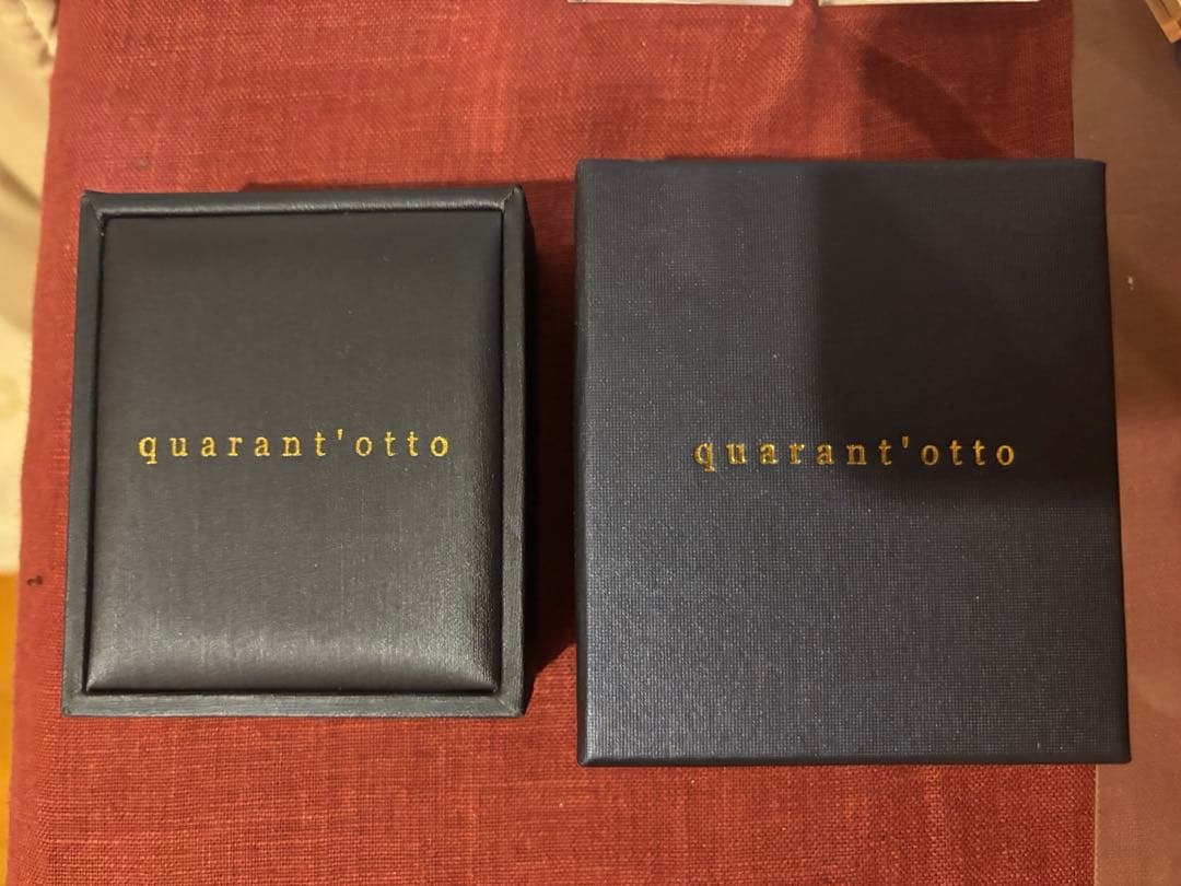 クアラントット ブドウモチーフ ピアス(片耳用)右耳用