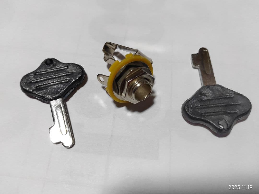 Ibanez AG85−TRD コンパクトサイズ・フルアコギター美品でもジャンク