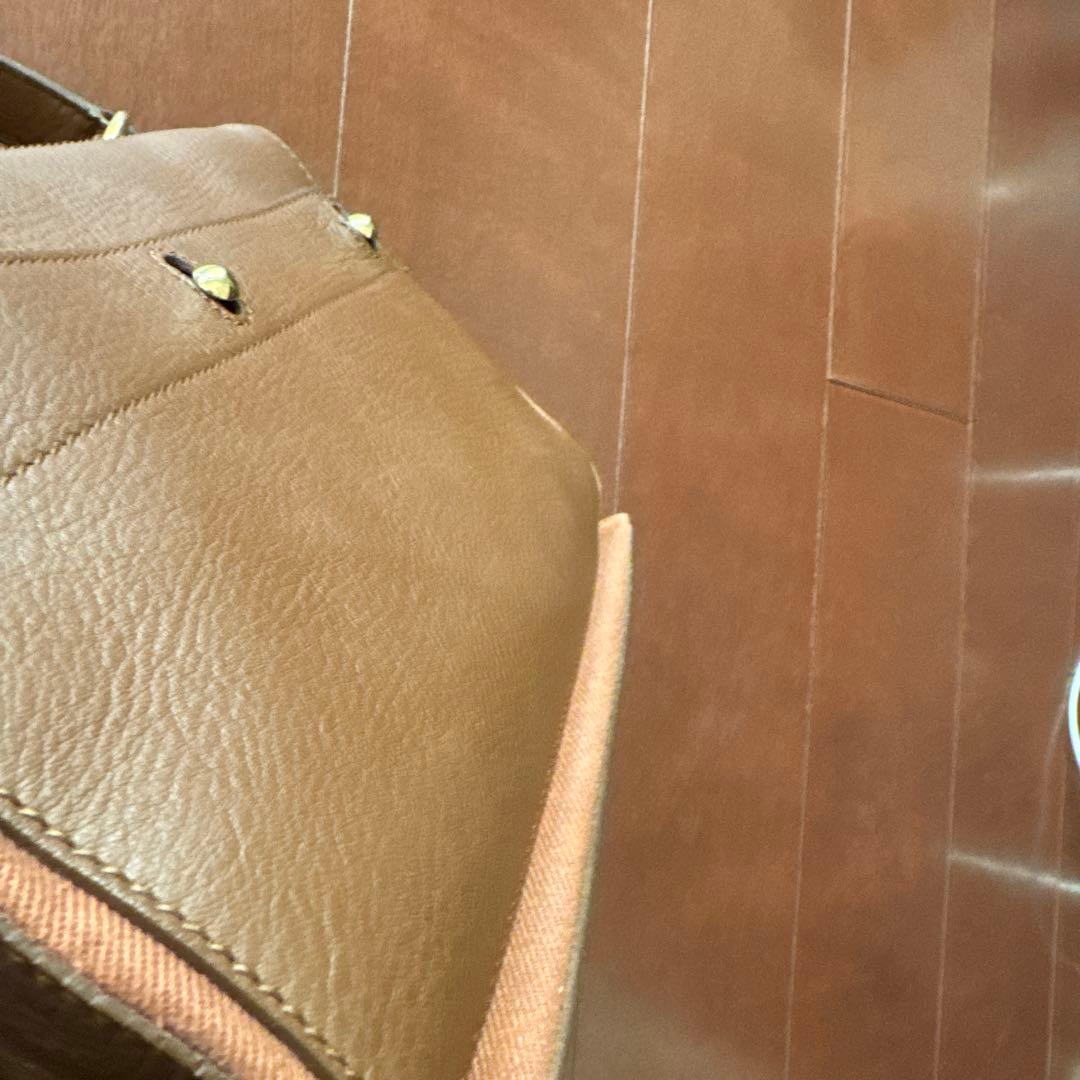 イヴサンローラン ミューズトゥ