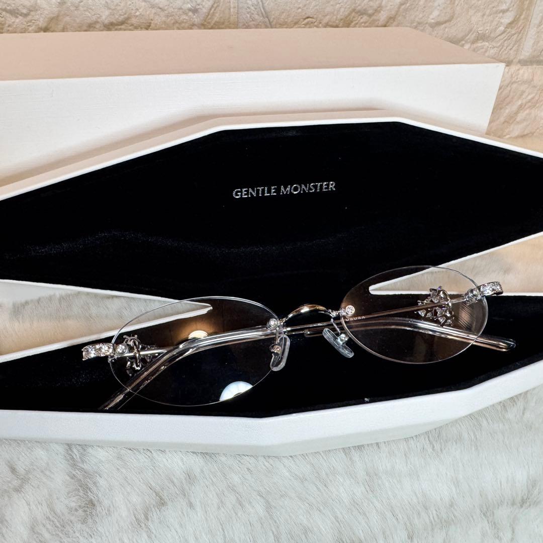 GENTLE MONSTER ジェントルモンスター サングラス Orora 02
