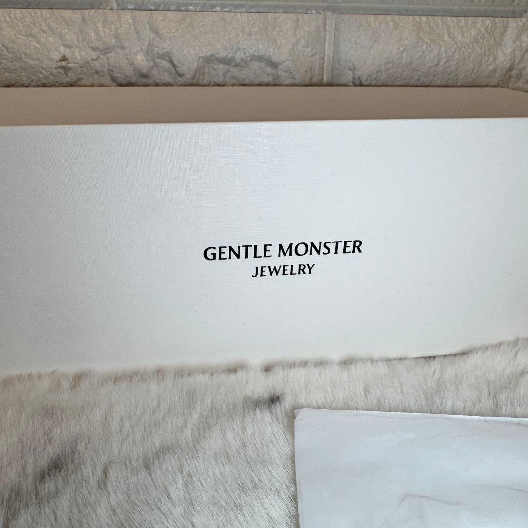 GENTLE MONSTER ジェントルモンスター サングラス Orora 02