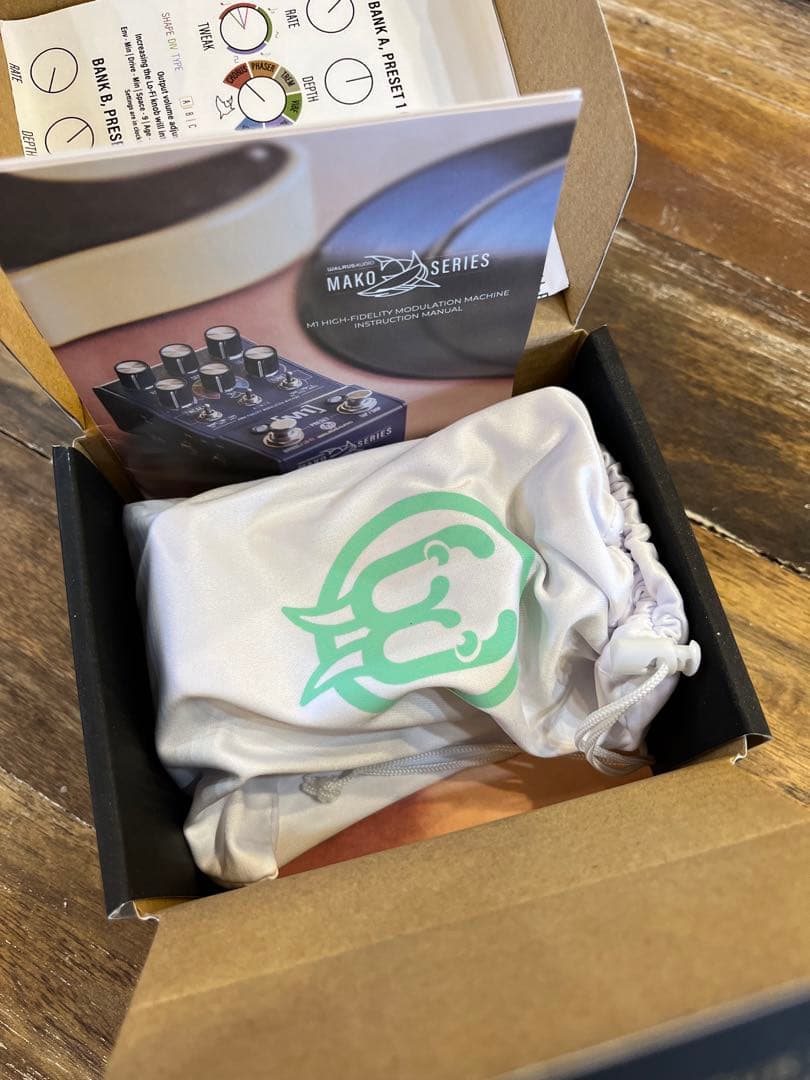 ギター WALRUS AUDIO M1