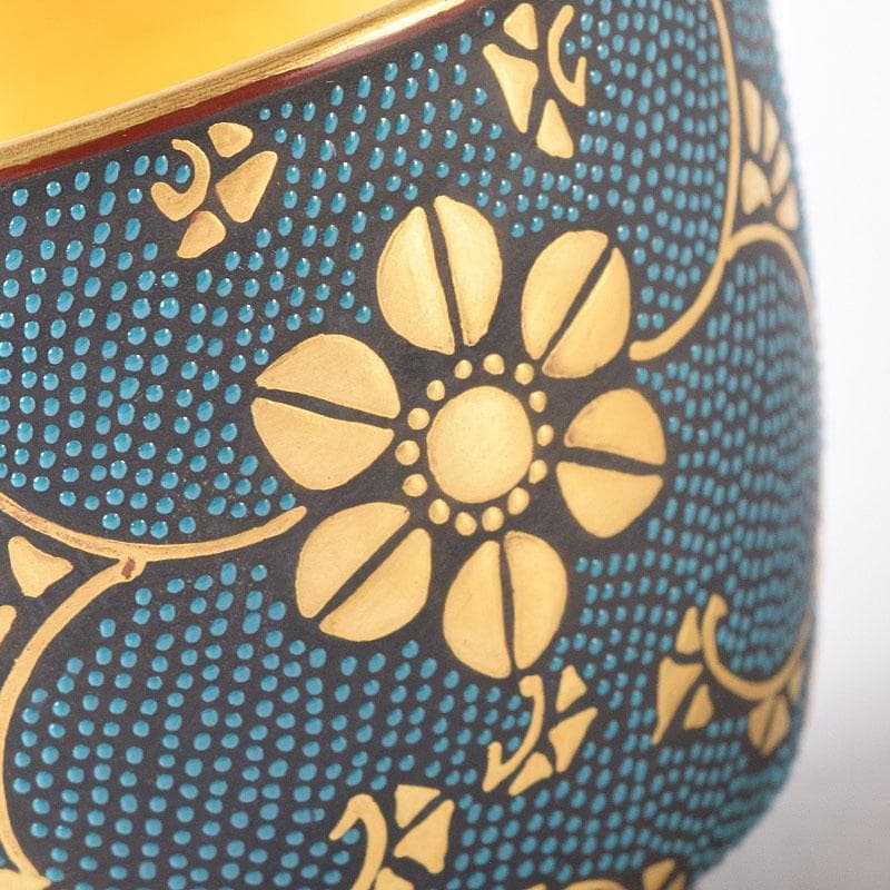 九谷焼　中田錦玉作　青粒金彩　ぐい呑　酒盃　共箱　V　R8386