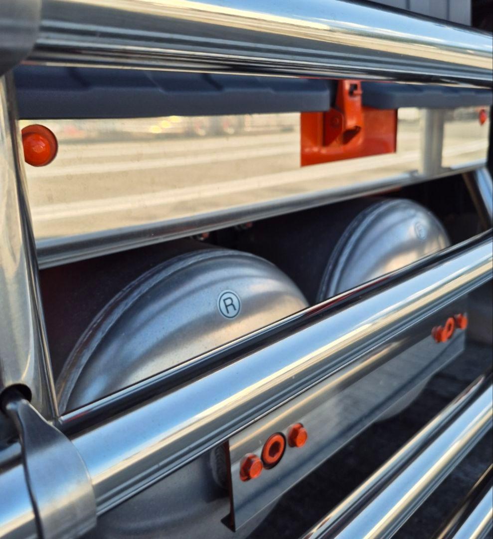 スーパーグレート　バッテリーカバー　エアータンクブラケット　カバーセット