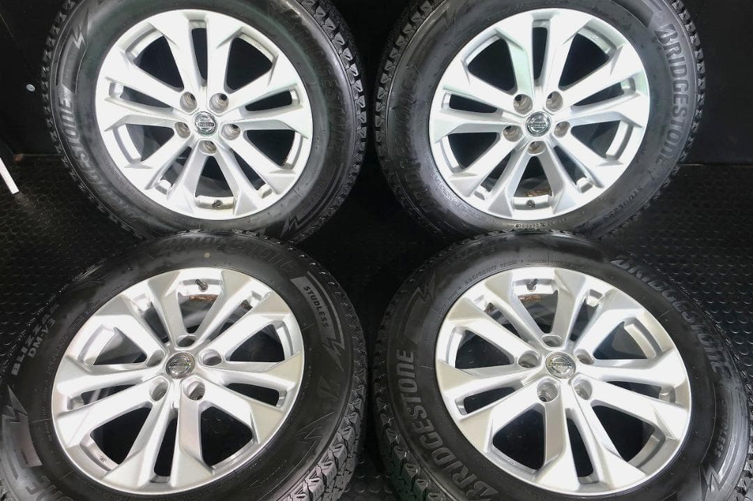 sabo様送料込み 日産 T32エクストレイル スタッドレス 225/65R17