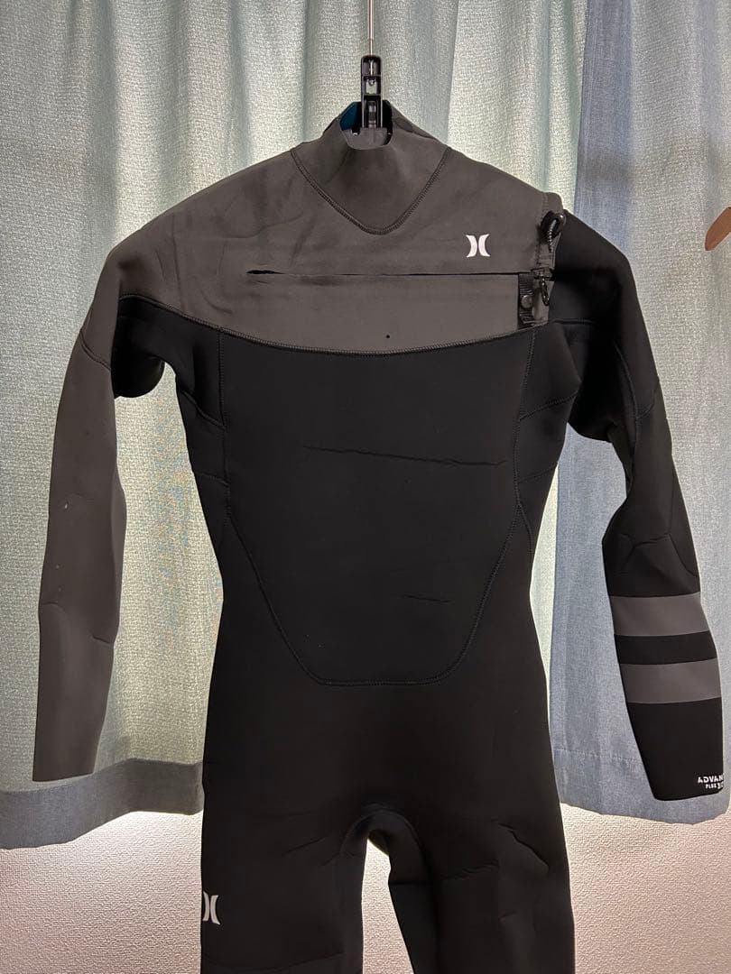 【新品同様　早い者勝ち】Hurley ハーレー　ジャーフル　ウェットスーツ