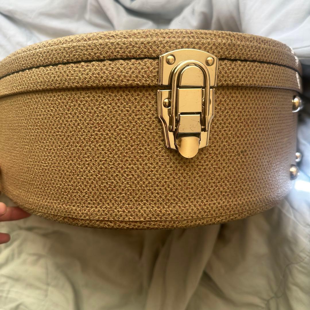 Cole Clarkアコースティックギター ハードケース付き