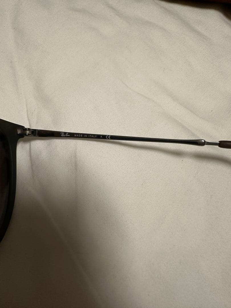 Ray Ban RB4171F ERIKA Classic サングラスレディース