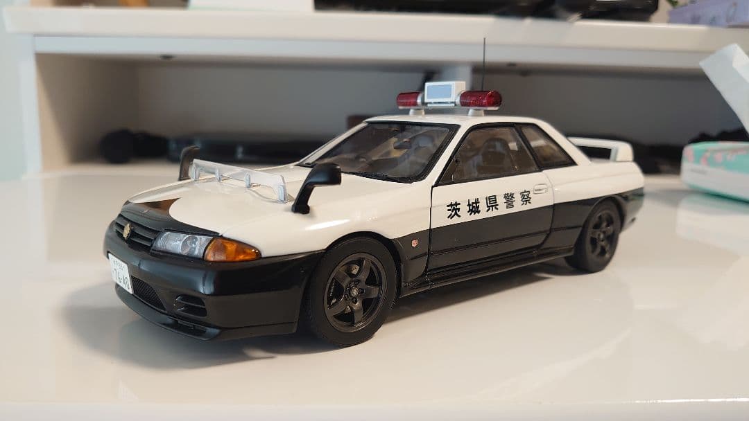 日産 スカイライン GT-R32 パトカー オートアート 訳あり
