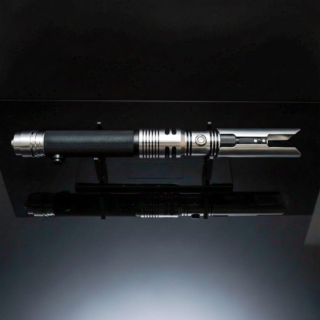 カスタムライトセーバー　新品　カル・ケスティス　スターウォーズ　サバイバー