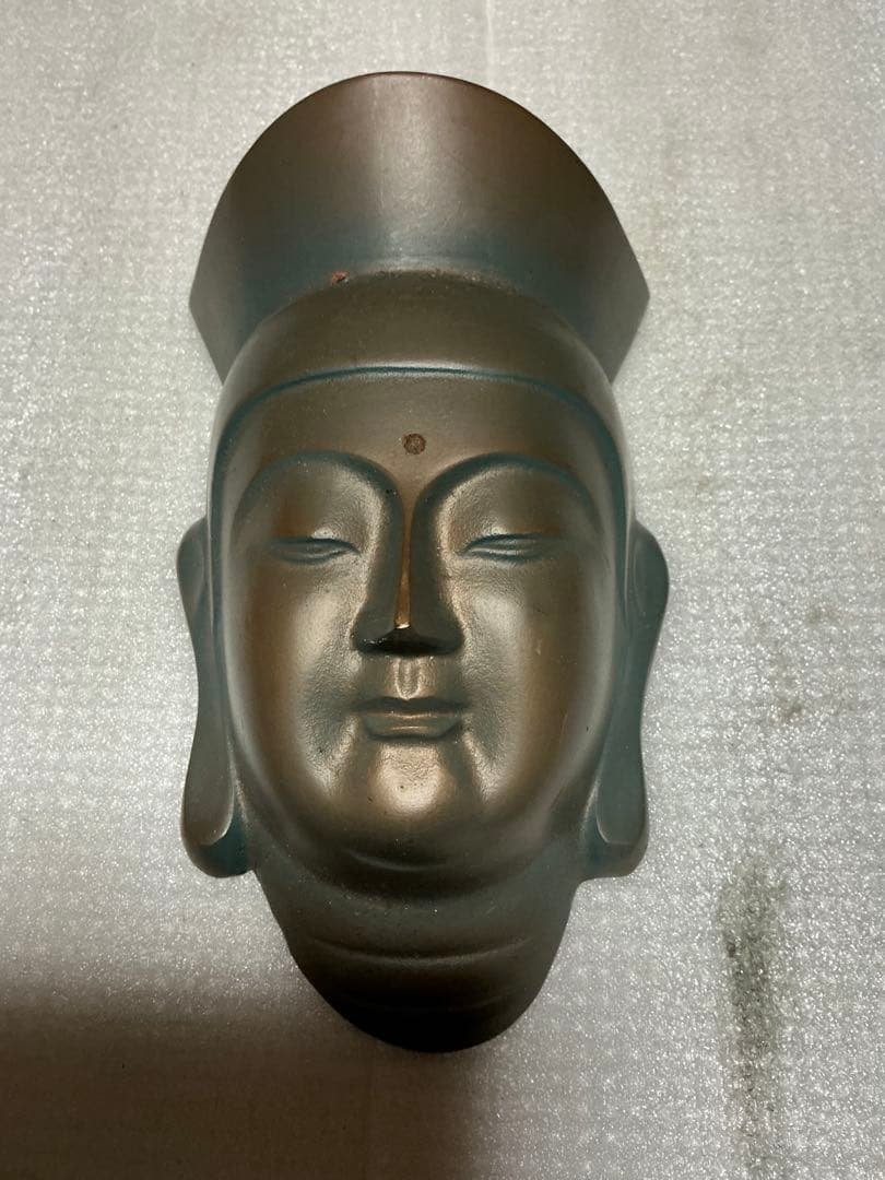 観音様の壁掛け。鉄製。京都のお土産【縦／18.5横／11.1】。