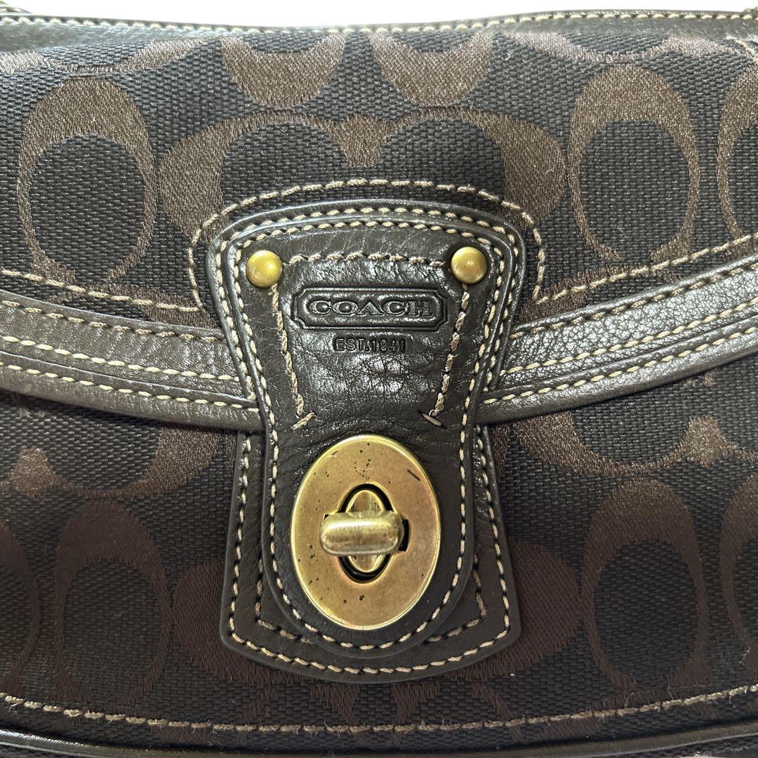 COACH レガシー ターンロック シグネチャー ショルダー ウエストバッグ