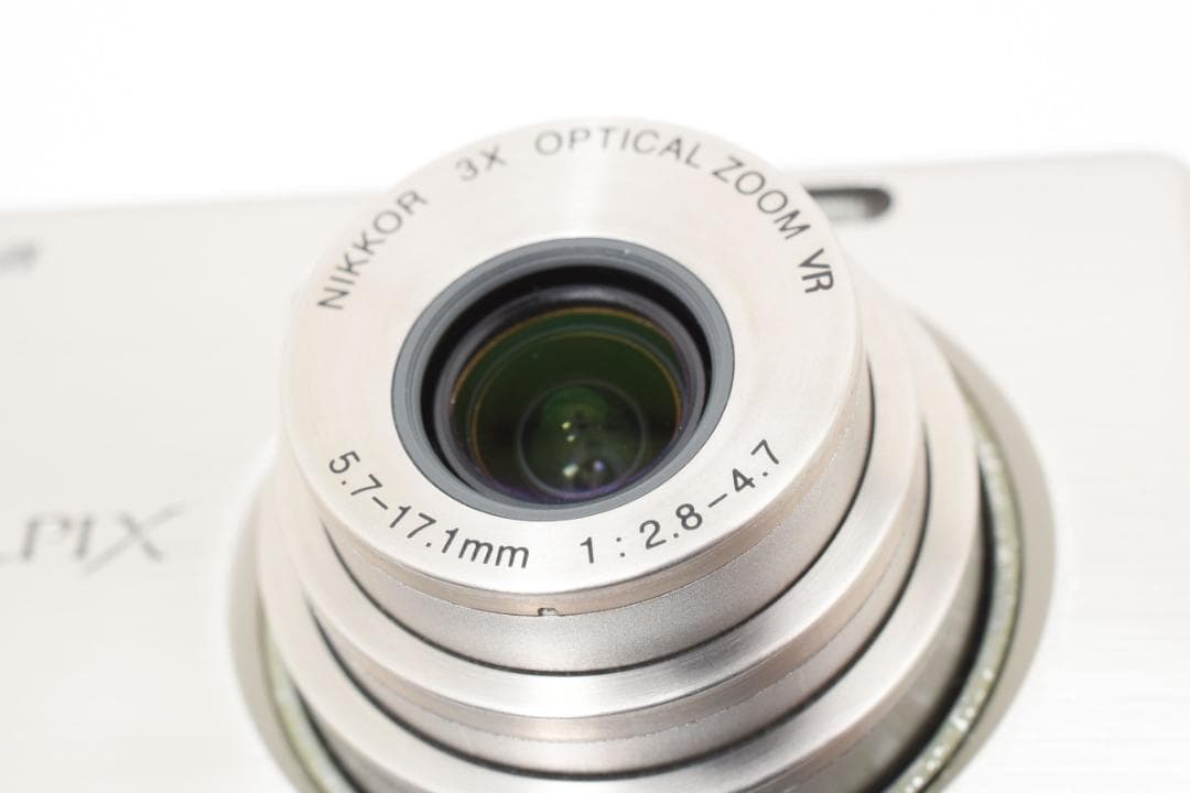 ニコン　Nikon COOLPIX S510 　コンパクトデジタルカメラ