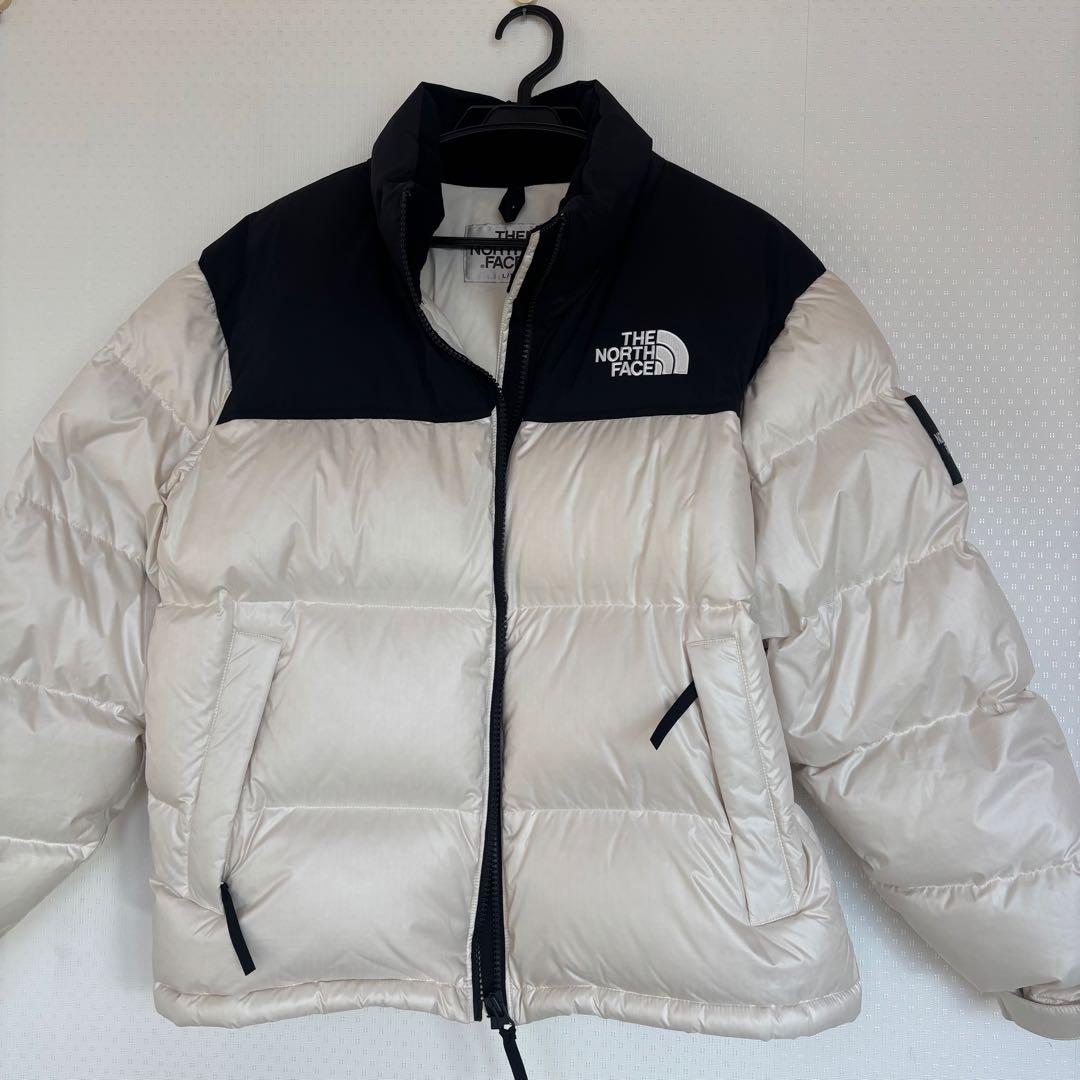 【日本未入荷】【韓国限定】ノースフェイスダウンジャケットLサイズ