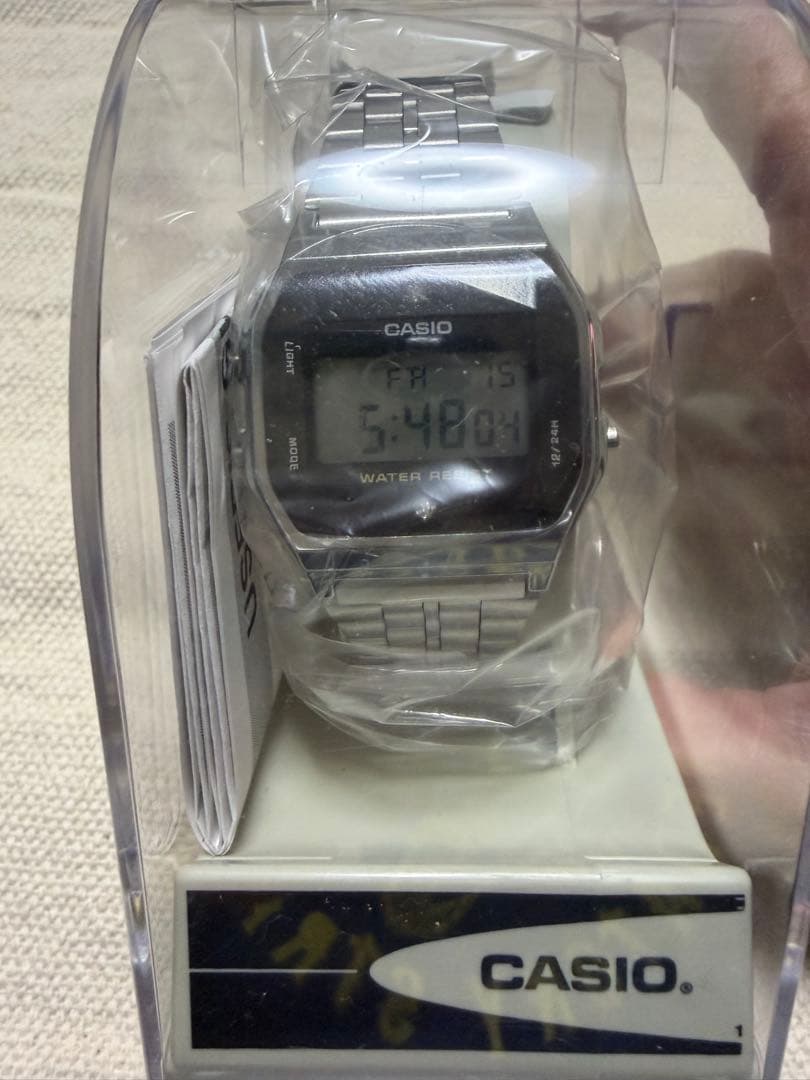 ト*ー様 新品　未使用CASIO デジタル腕時計 防水 ステンレス　A159WA