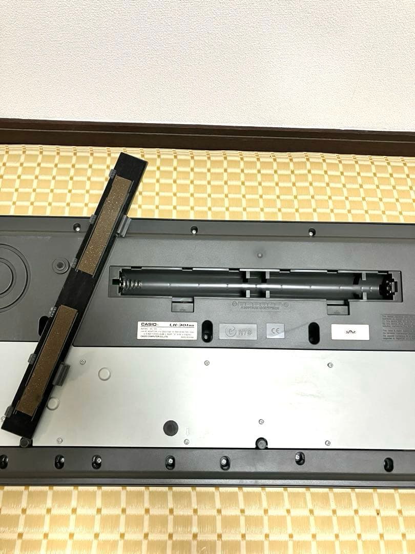 CASIO LK-301BB キーボード 本体と付属品　61鍵盤