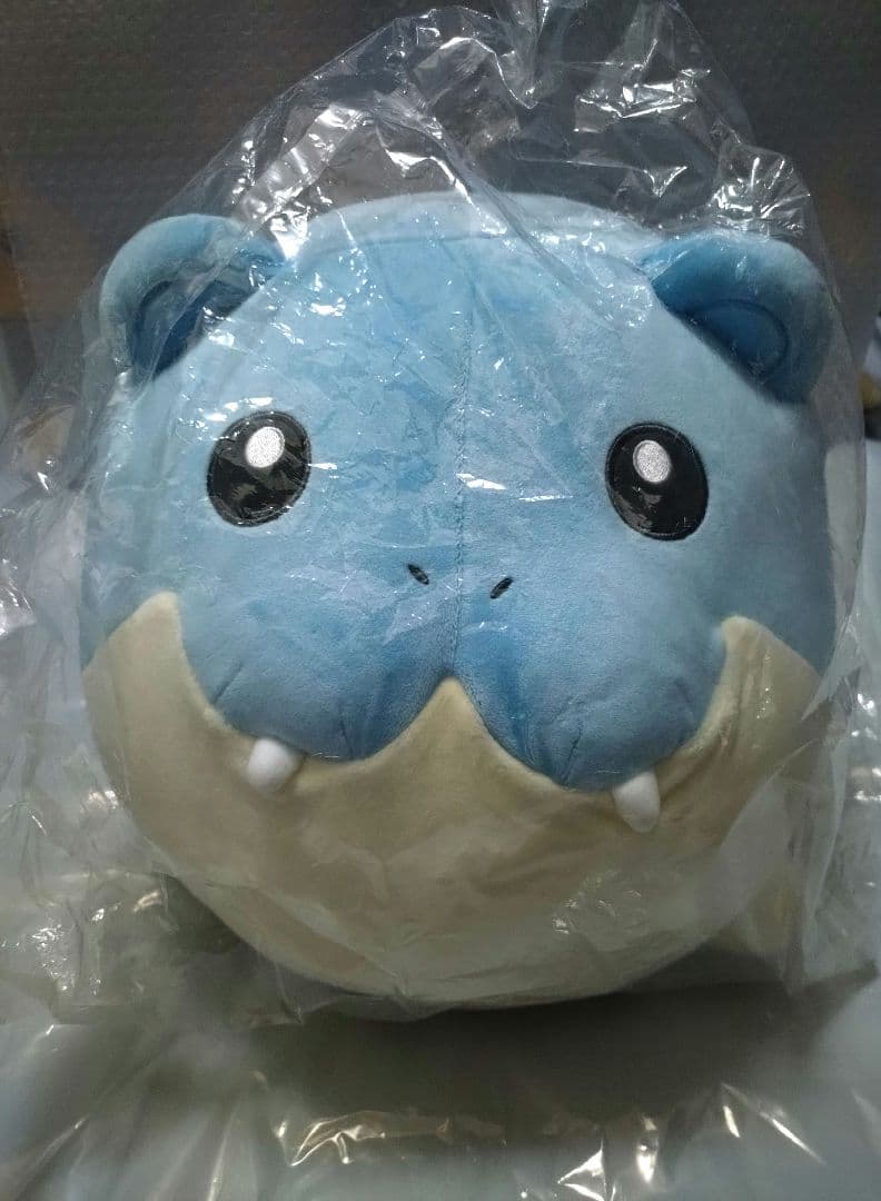 ポケモンセンター限定　もっちりっちぬいぐるみタマザラシ