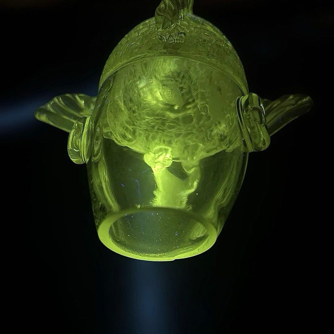 【ともたん⭐️大正ガラス・和ガラス】美品✴︎鯉の掛け花瓶　ウランガラス