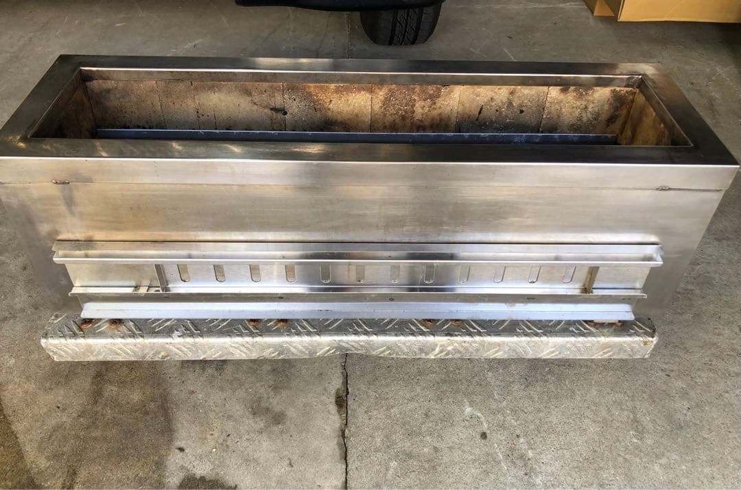 業務用　木炭コンロ　炭火コンロ　耐火レンガ