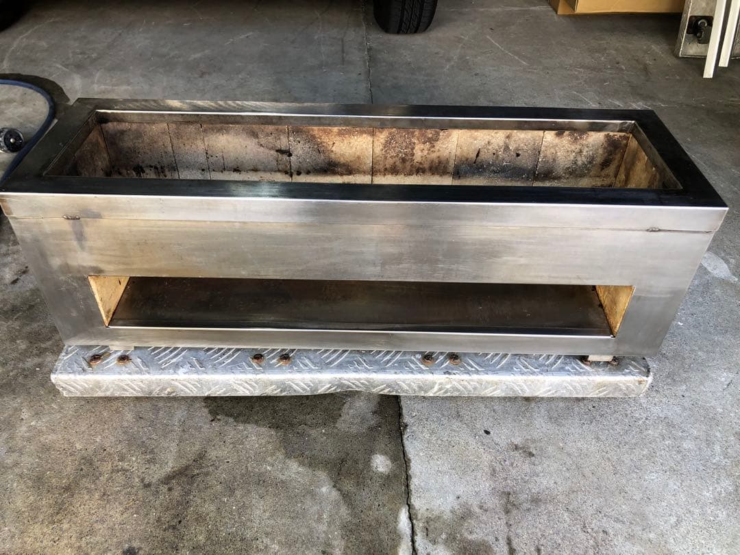 業務用　木炭コンロ　炭火コンロ　耐火レンガ