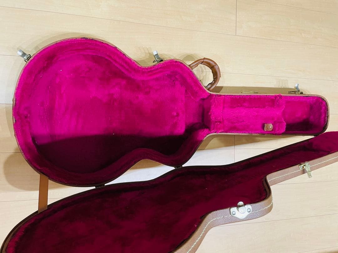 Gibson ES-335 dot ハードケース付き