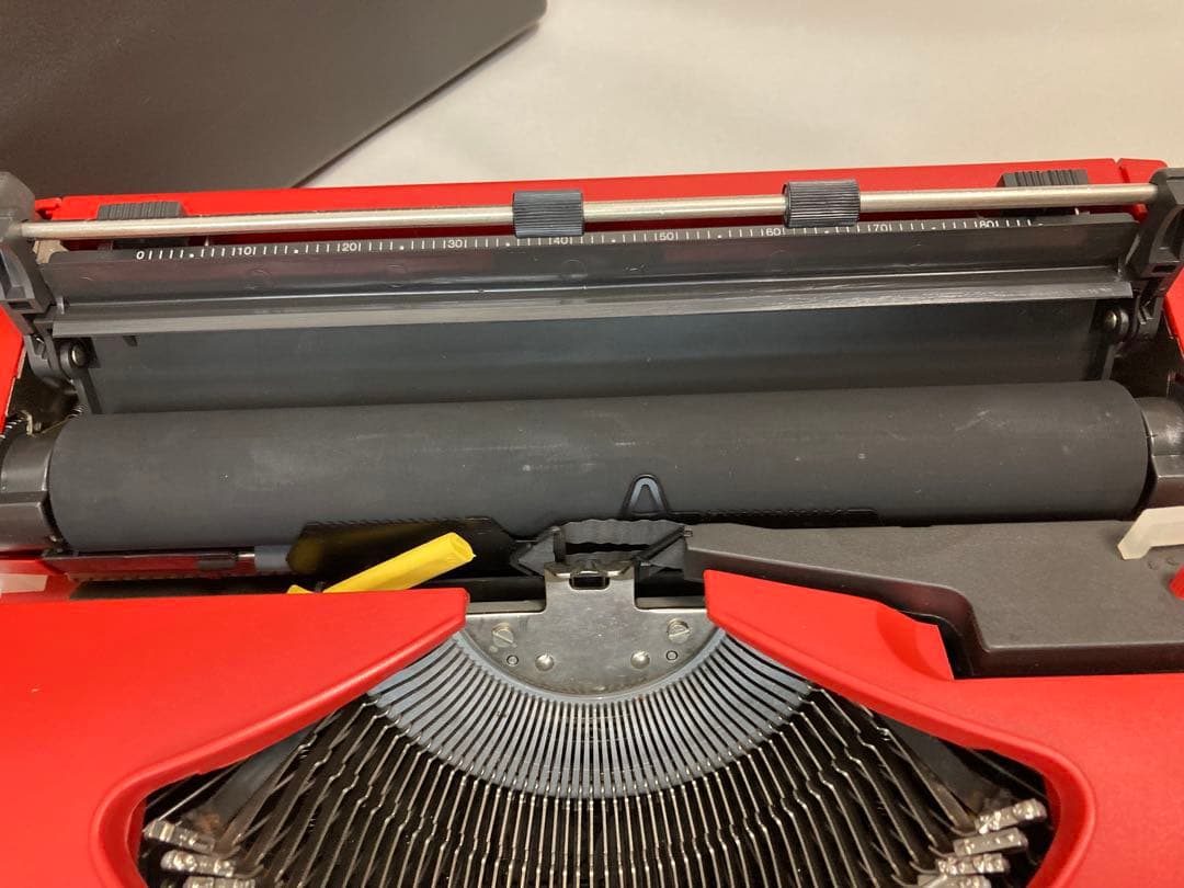 olivetti 112 オリベッティ　タイプライター　新品未使用品