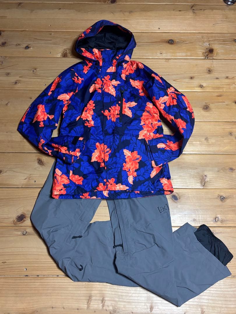 BURTONスノーボードウェア上(女性用)