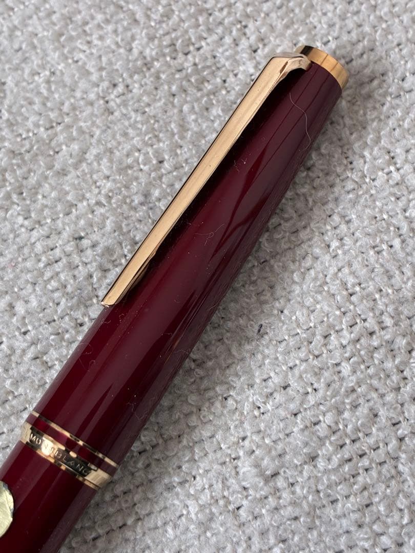◾️美品◾️MONT BLANC モンブラン◾️万年筆 ◾️ボルドー色／金色