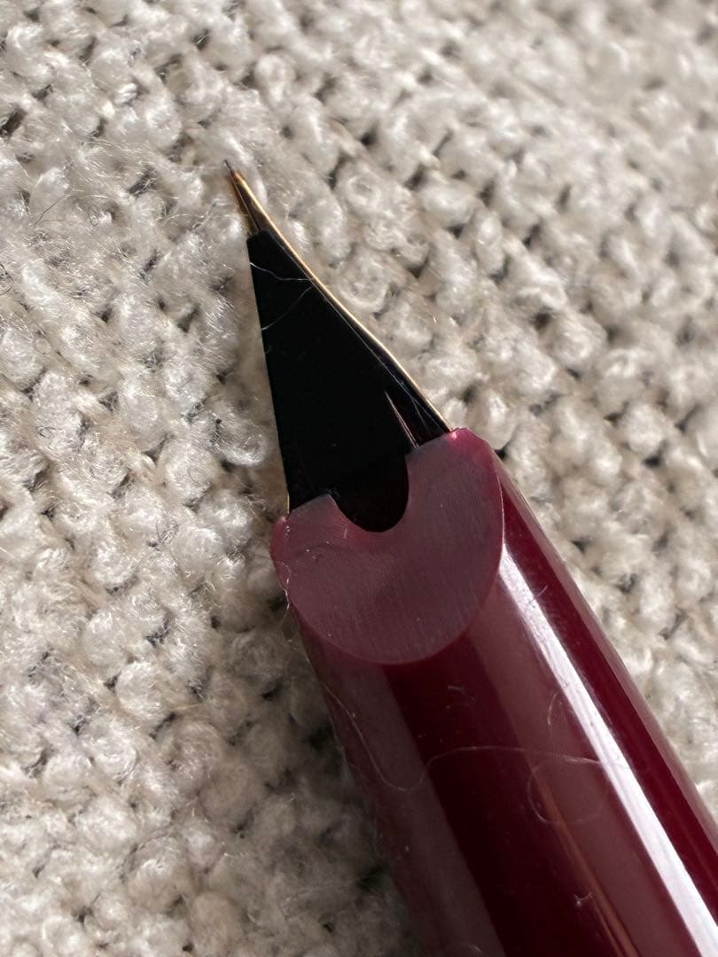 ◾️美品◾️MONT BLANC モンブラン◾️万年筆 ◾️ボルドー色／金色