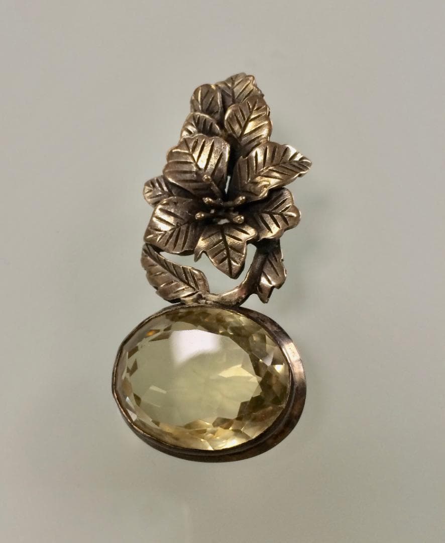 ★イタリア　ヴィンテージ　Vintage ネックレストップ