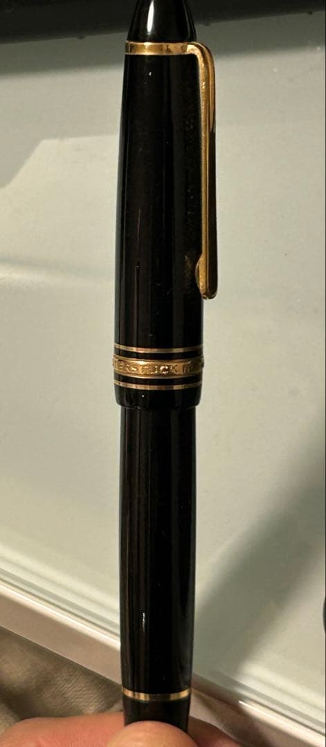 モンブラン 万年筆 黒 金ペン先