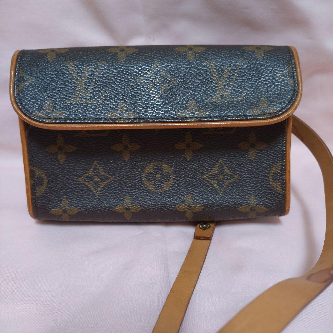 Louis Vuitton ボディバッグ ダークグリーン