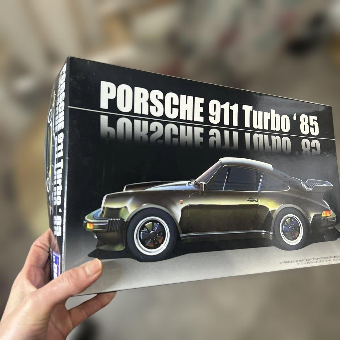Porsche 911 Turbo '85 プラモデル