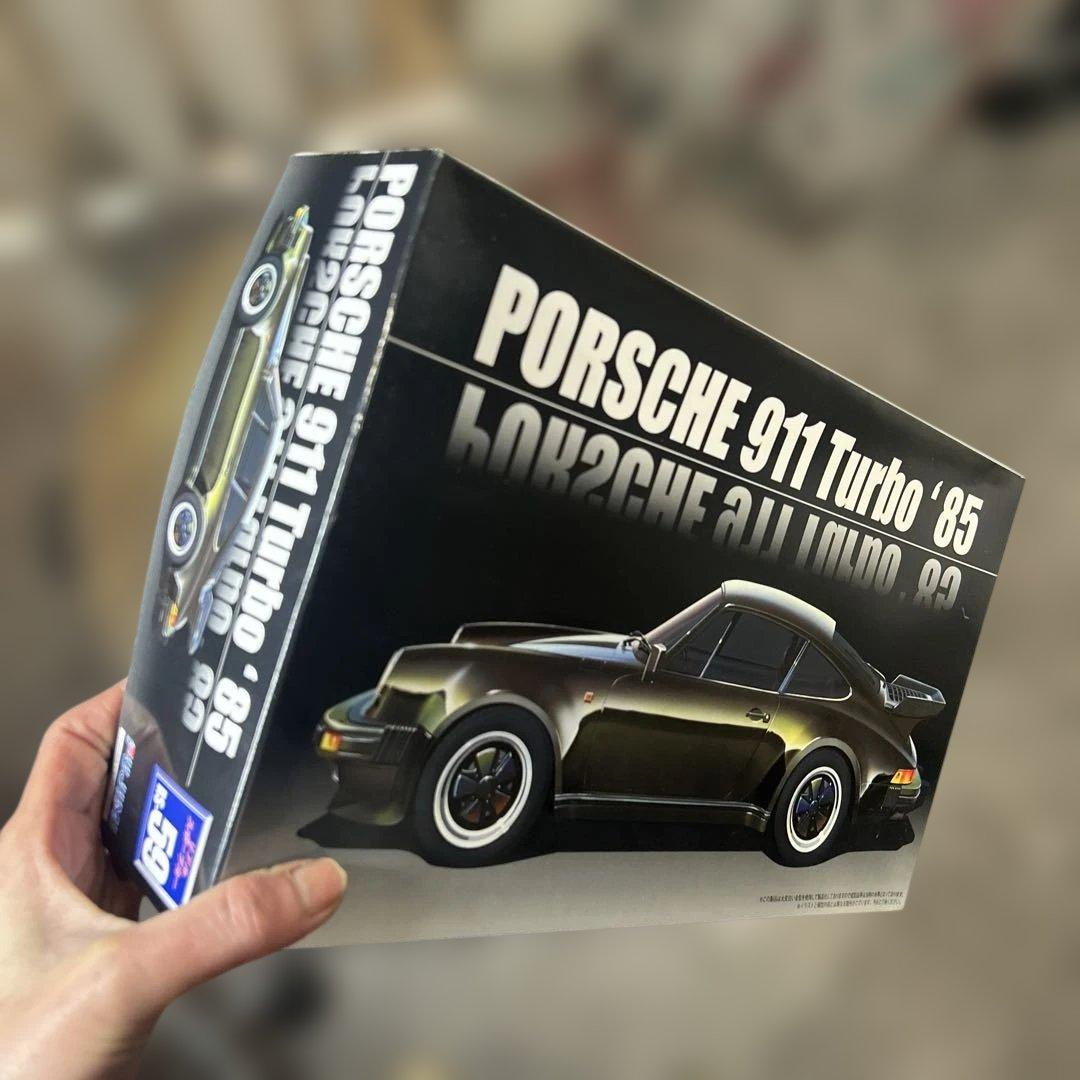 Porsche 911 Turbo '85 プラモデル