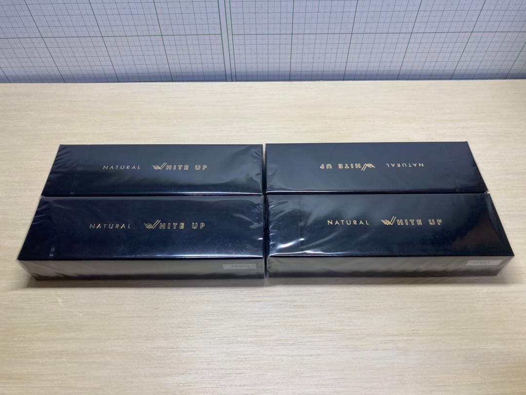 ミネラルエマルジョンクリームクリア　4箱セット