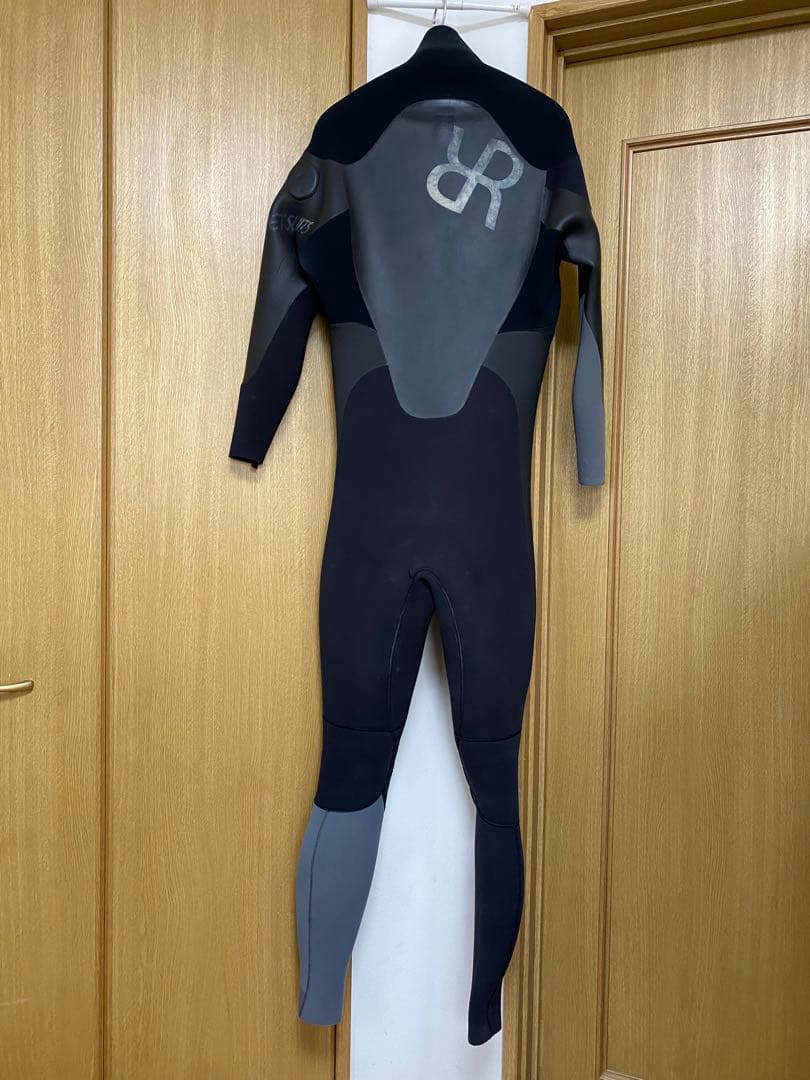 ★最高級シリーズ逆Rプリント‼︎【RASH】メンズ用５×３ｍｍセミドライフルスーツ