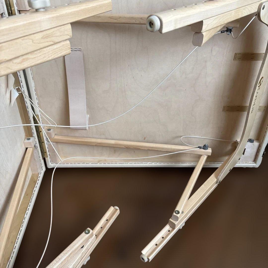 EARTHLITE社 折りたたみ施術用ベッド 米国製 エステ マッサージ