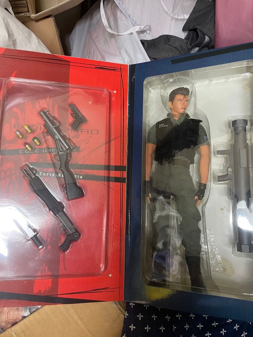 メーカー不明　1/6 バイオハザード　クリス・レッドフォード(コードベロニカ版)