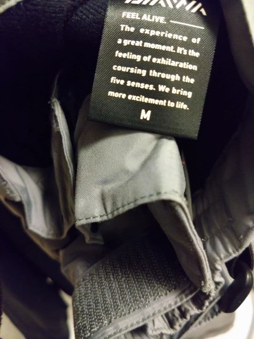 DAIWA　レインマックス　上下セット　М　使用少　（黒/灰）真冬防寒　アジング