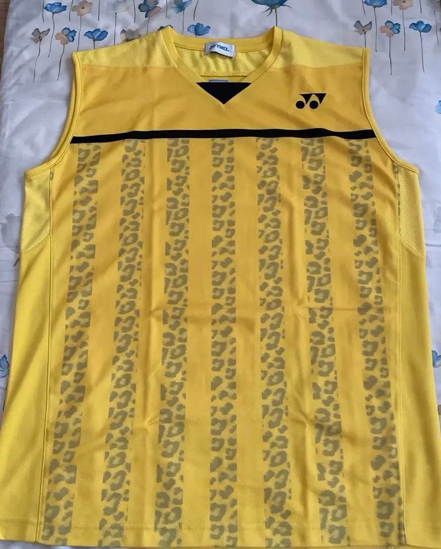 トナミ運輸　バドミントンユニフォーム