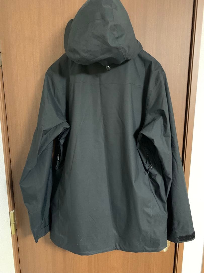 Patagonia　スノーショットジャケット　スノーボード、スキーウェア　黒色