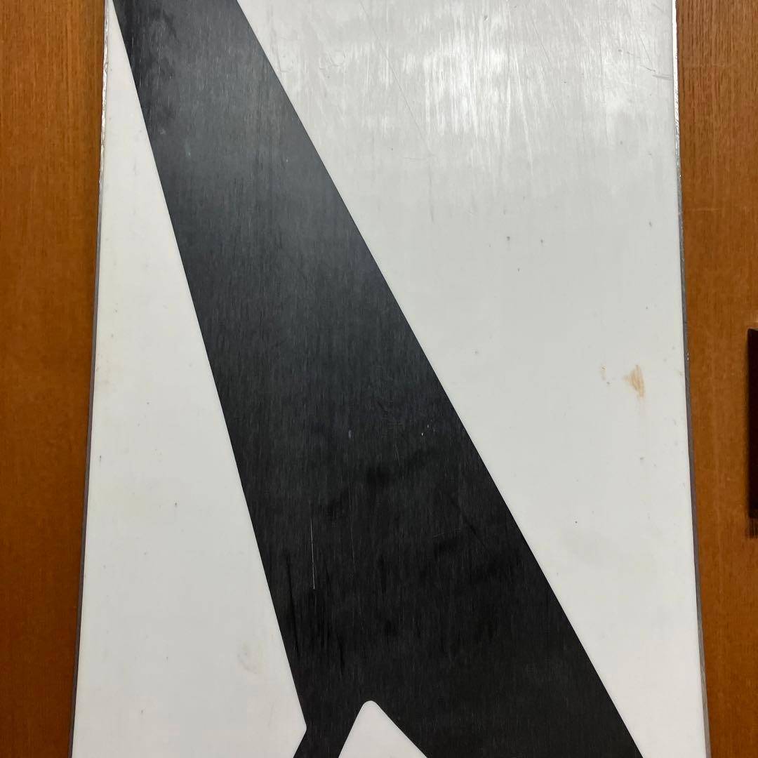 25 非売品　ボルコム volcomスノーボード　板　ボード　ホワイトベース