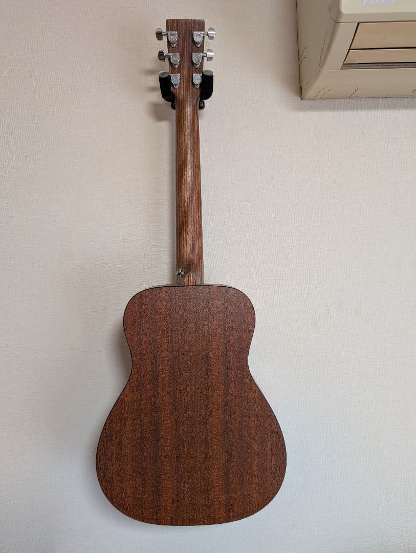 Martin LX1E 純正ソフトケース付属