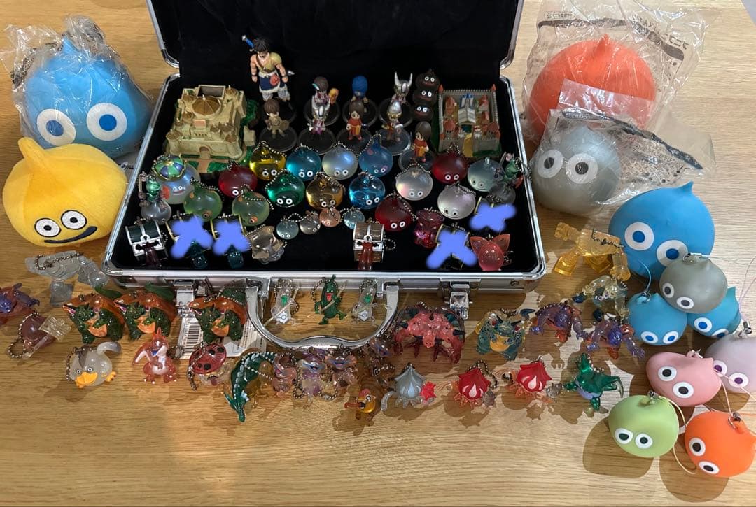 ドラゴンクエスト　クリスタルモンスターズ ドラクエ　フィギュアなど